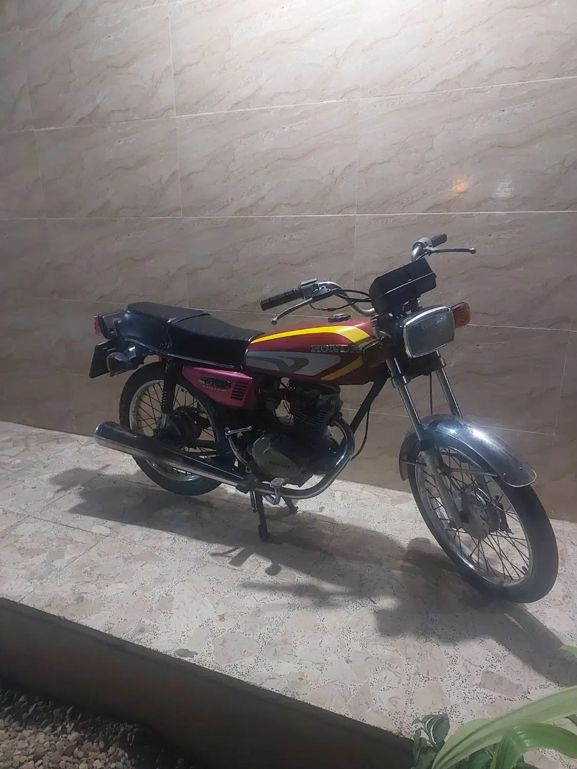 کویر ۱۲۵ مزایده مدل۸۸|موتورسیکلت|بندر گناوه, |دیوار