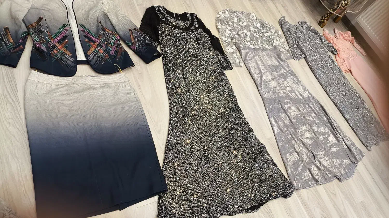 چند نوع لباس مجلسی در حد نو|لباس|اردبیل, |دیوار