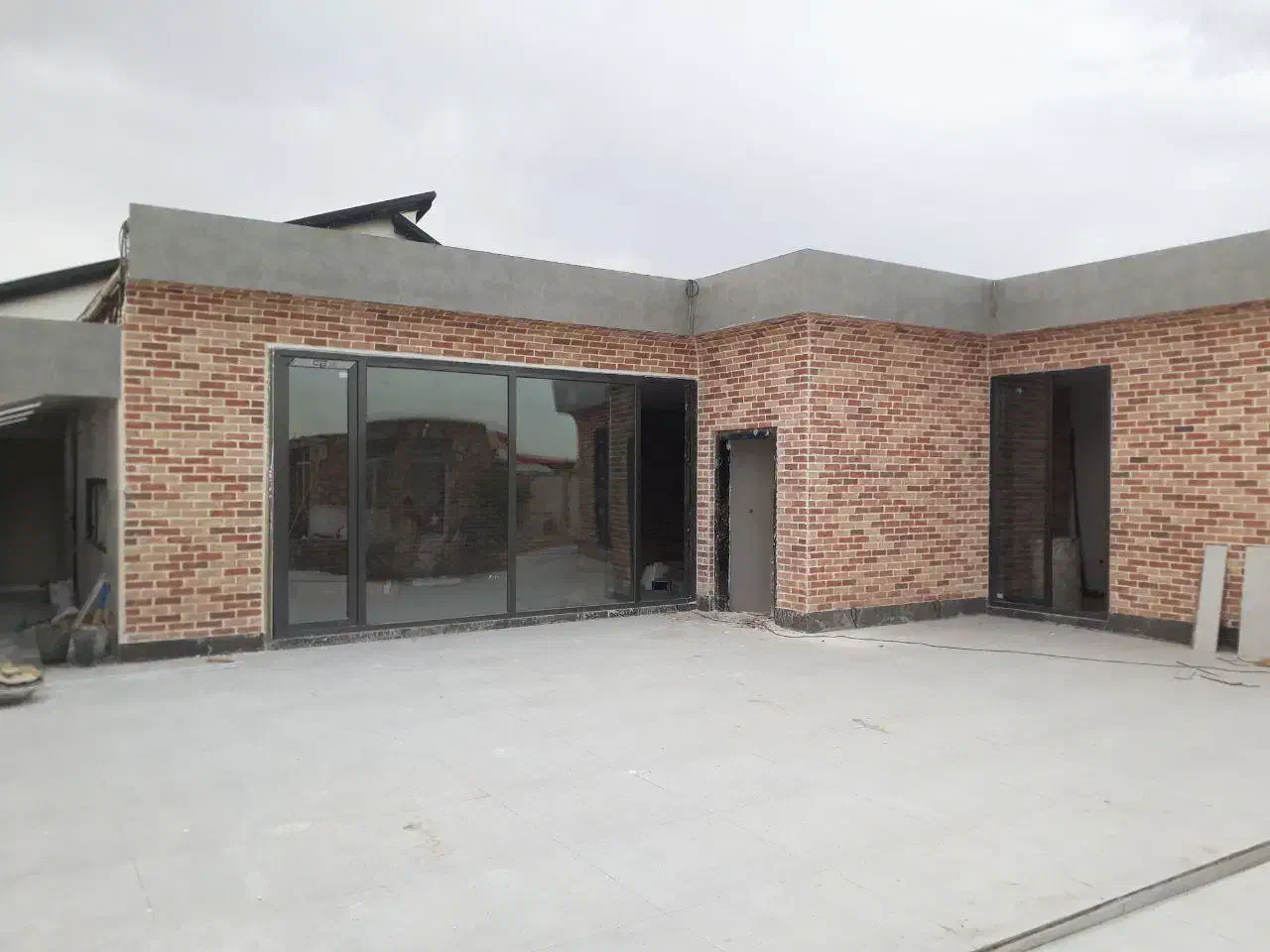 آجر نما قزاقی در رنگ های متفاوت|مصالح و تجهیزات ساختمان|مشهد, فلسطین|دیوار