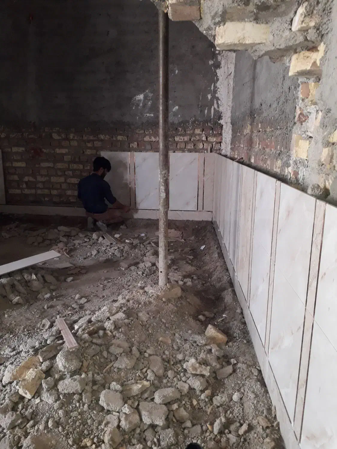 کاشی وسرامیک کاری|خدمات پیشه و مهارت|زابل, |دیوار