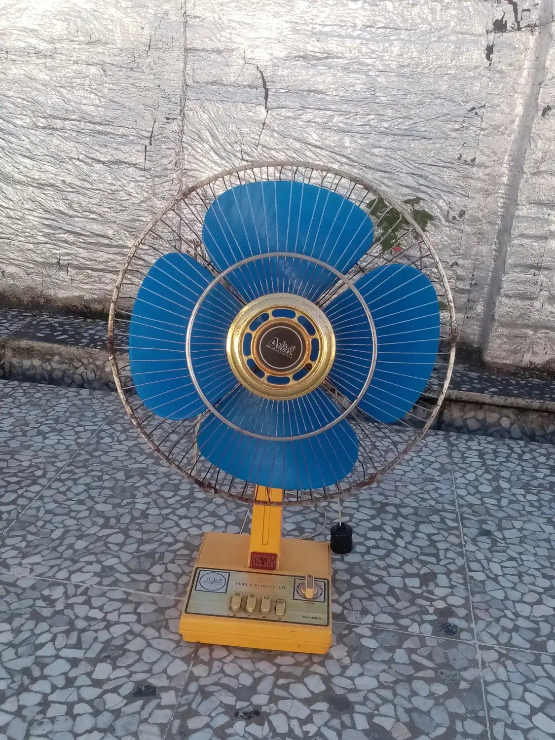 پنکه رومیزی مدل آردل سالم|پنکه و تصفیه‌کنندهٔ هوا|قائم‌شهر, |دیوار