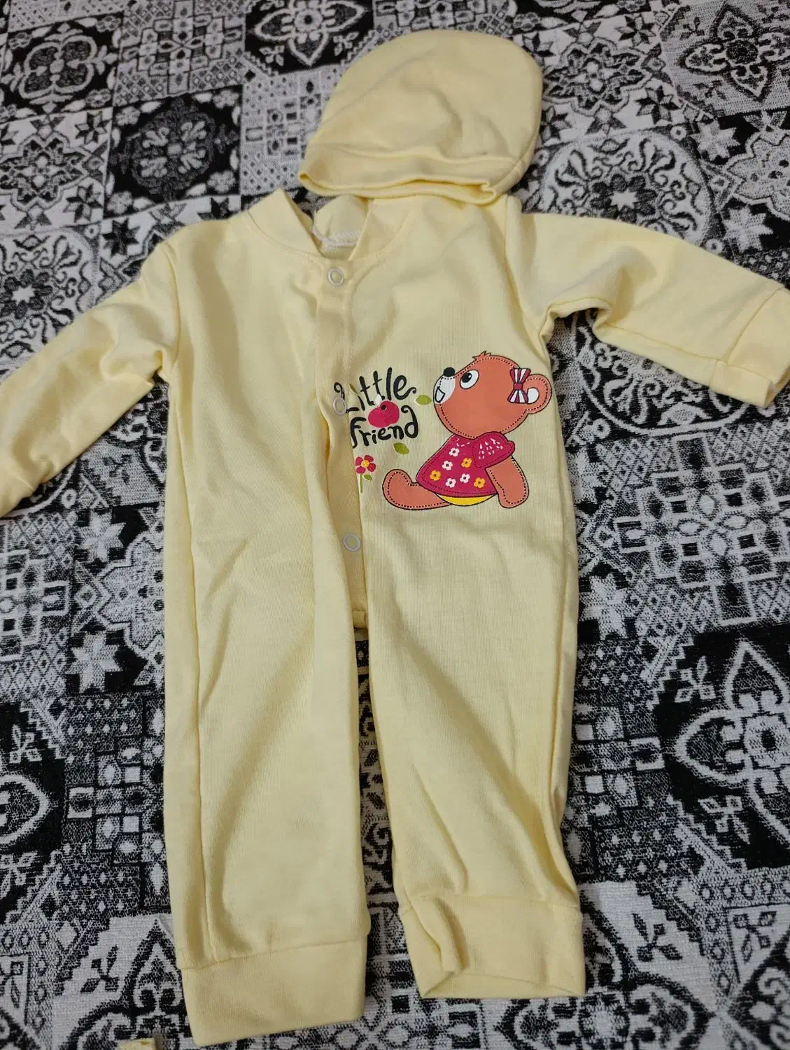 مقداری لباس نوزادی در حد نو دونه ای 35|لباس|پاکدشت, پاکدشت (مامازند)|دیوار