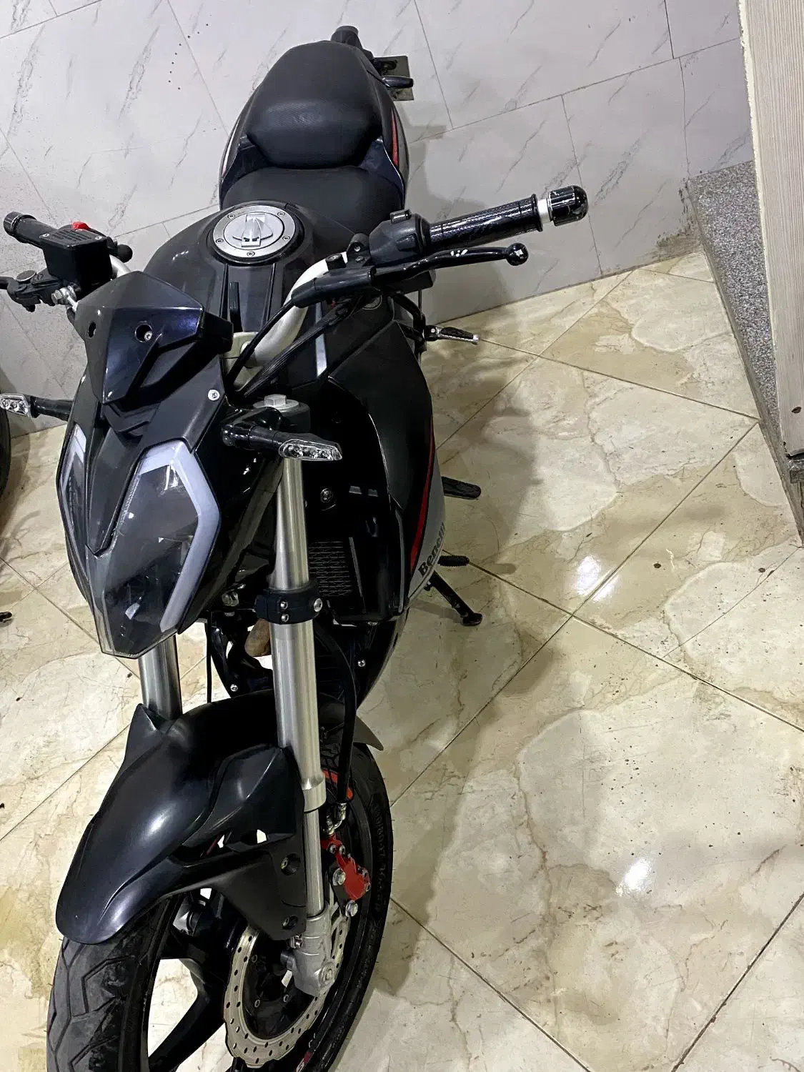 بنلی۱۸۰|موتورسیکلت|نیشابور, سرآب کوشک|دیوار