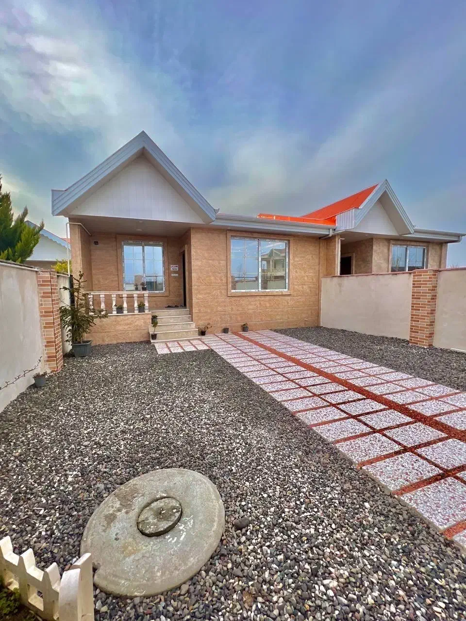 205 متر ویلای کلید نخورده/تاپ لوکیشن خشکبیجار|فروش خانه و ویلا|رشت, بلوار گیلان|دیوار