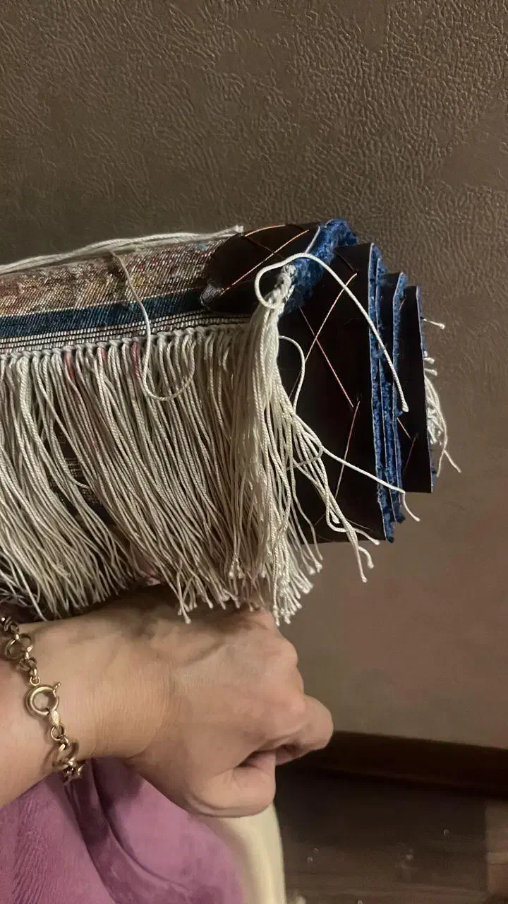 فرش نفیس تمام ابریشم دستباف زرع و نیم فقط نقد|فرش|کاشان, شهدا|دیوار