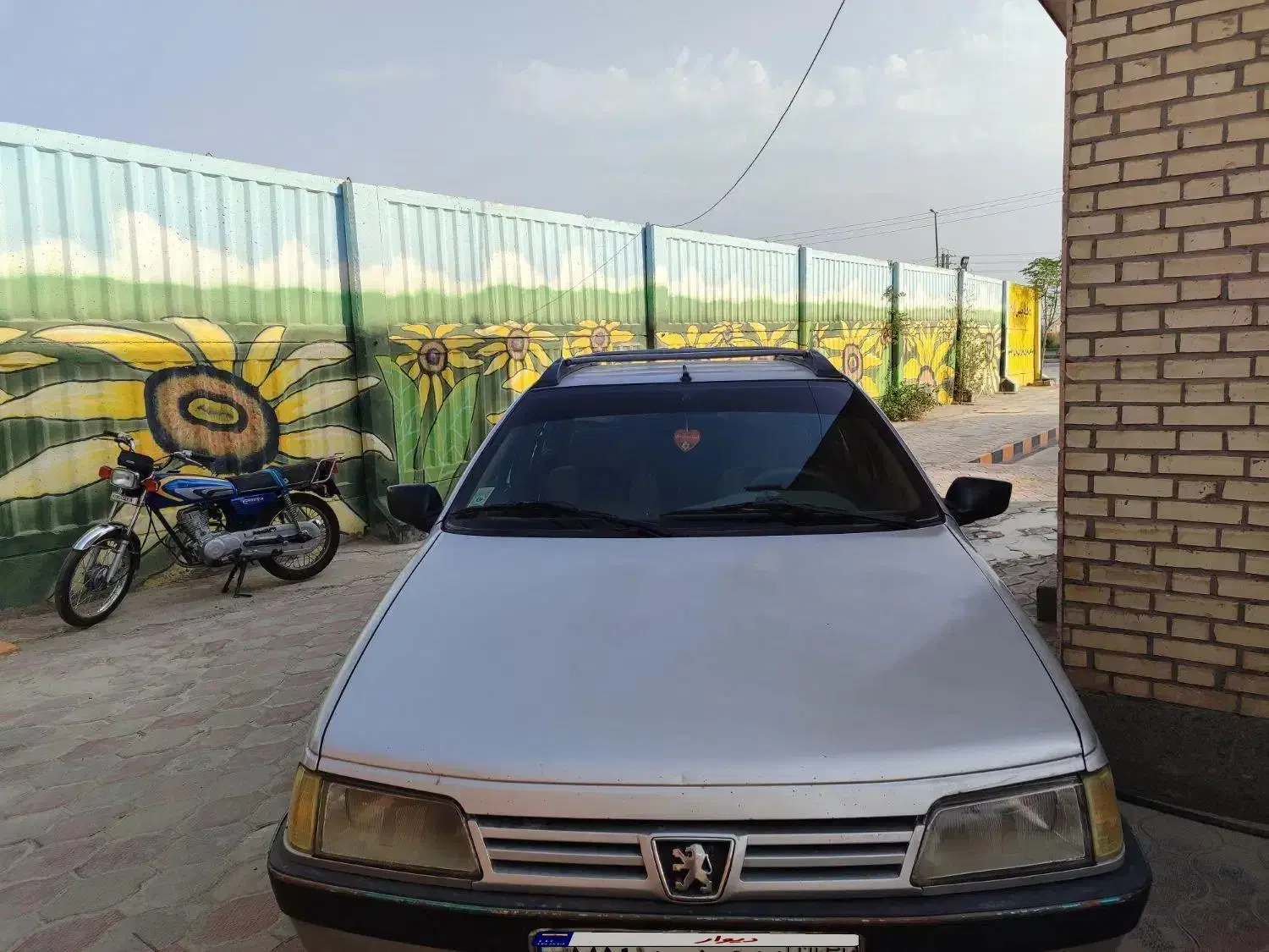 فروشی 405|خودرو سواری و وانت|قم, شهر قائم|دیوار