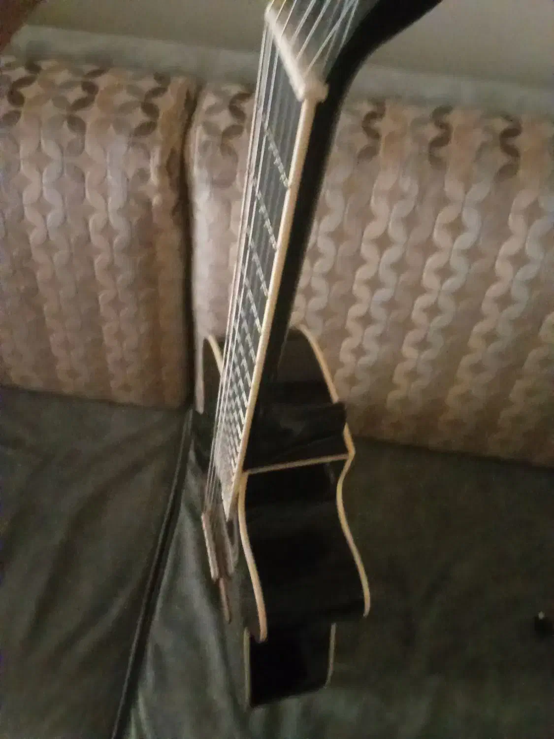 گیتار Az310 کلاسیک|گیتار، بیس، امپلیفایر|تهران, افسریه شمالی|دیوار