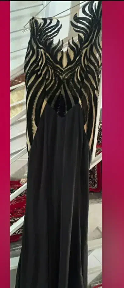 لباس مجلسی|لباس|الوند, |دیوار