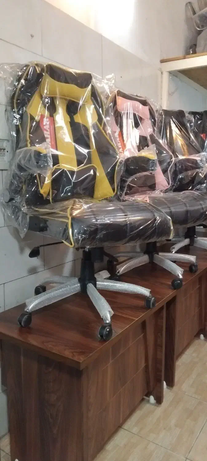 صندلی گیمینگ پایه فلز ژله ای ۲ اهرم|کنسول، بازی ویدئویی و آنلاین|لنگرود, |دیوار