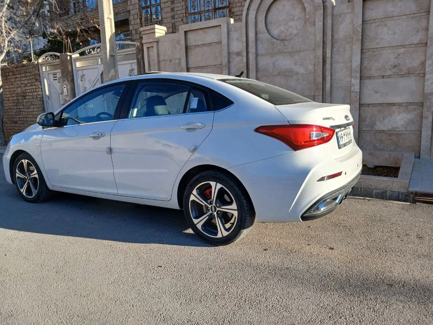 اریزو 5 FL درحدصفر|خودرو سواری و وانت|شیراز, گویم|دیوار