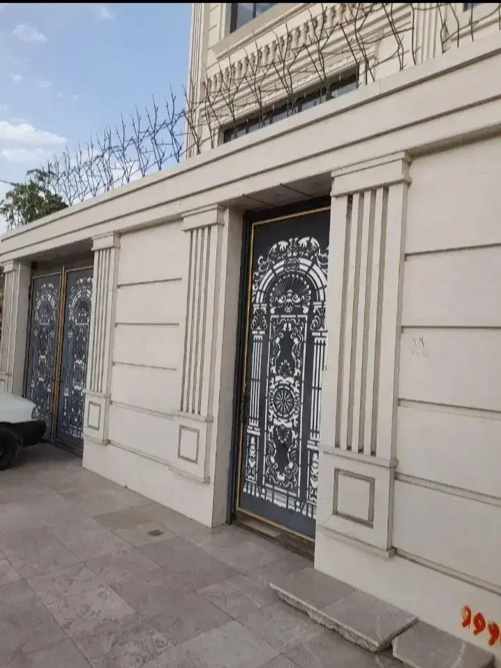 شاگرد کاشی کاری میخام دائمی باشه امروز بیاد|خدمات پیشه و مهارت|زابل, |دیوار