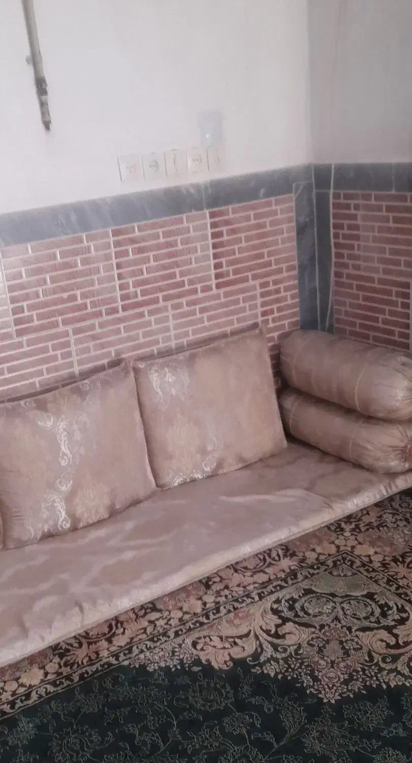 پشتی و کناره|پشتی|اهواز, فاز ۱ پادادشهر|دیوار