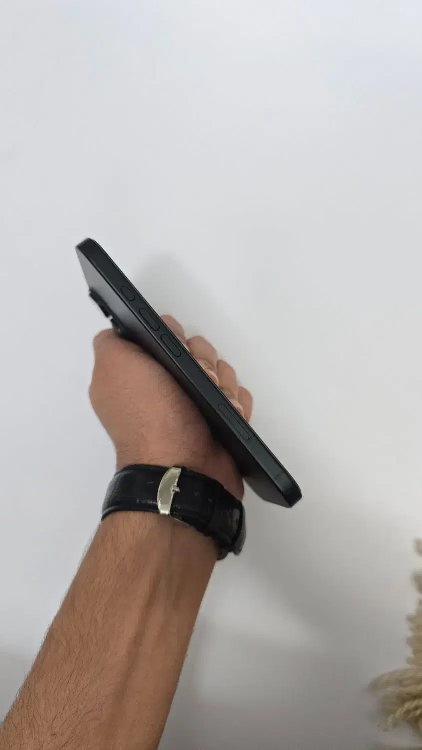 iphone 16 normal|موبایل|قم, باجک دو|دیوار