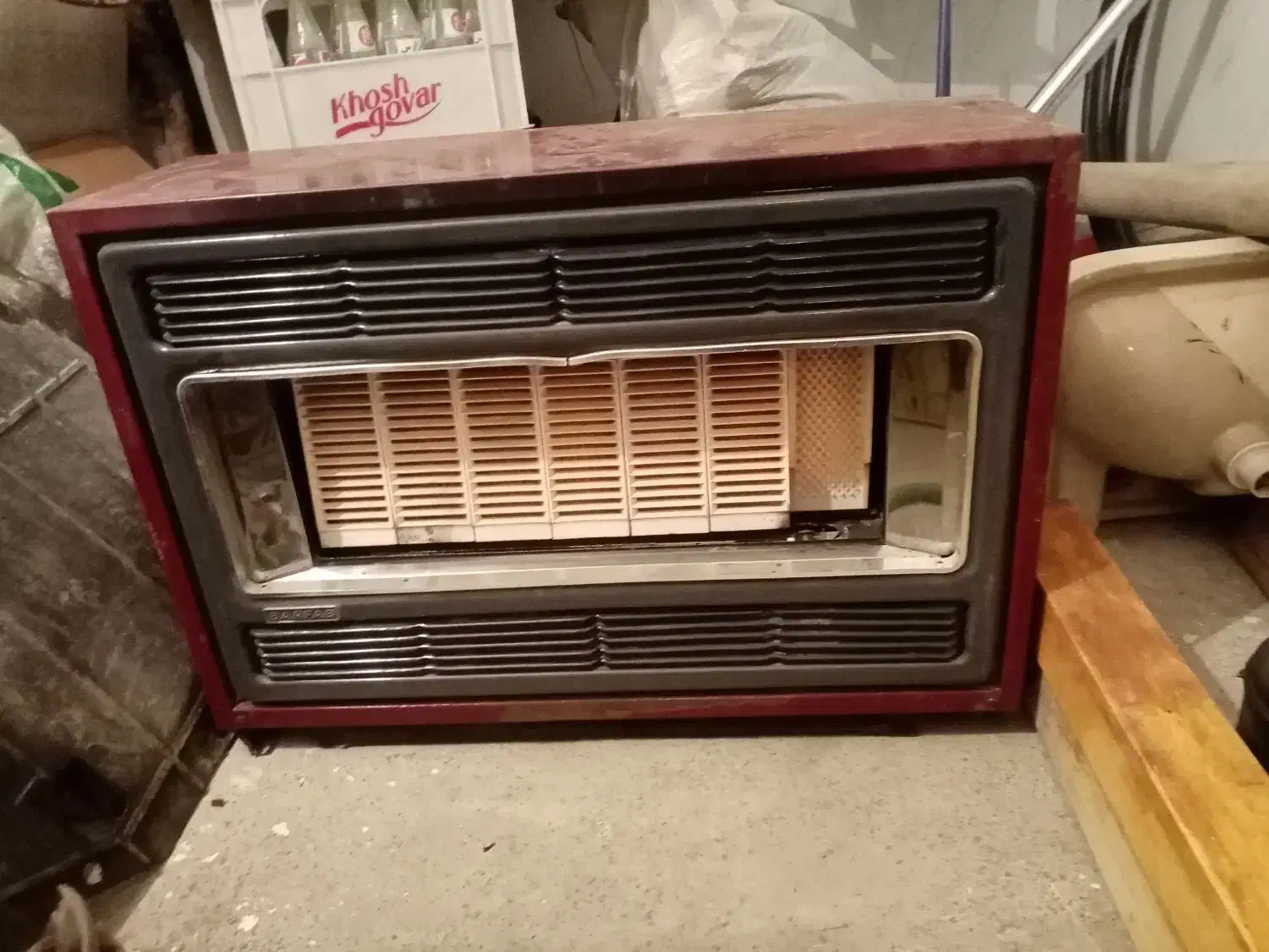 بخاری شومینه قدیمی|بخاری، هیتر، شومینه|ارومیه, |دیوار