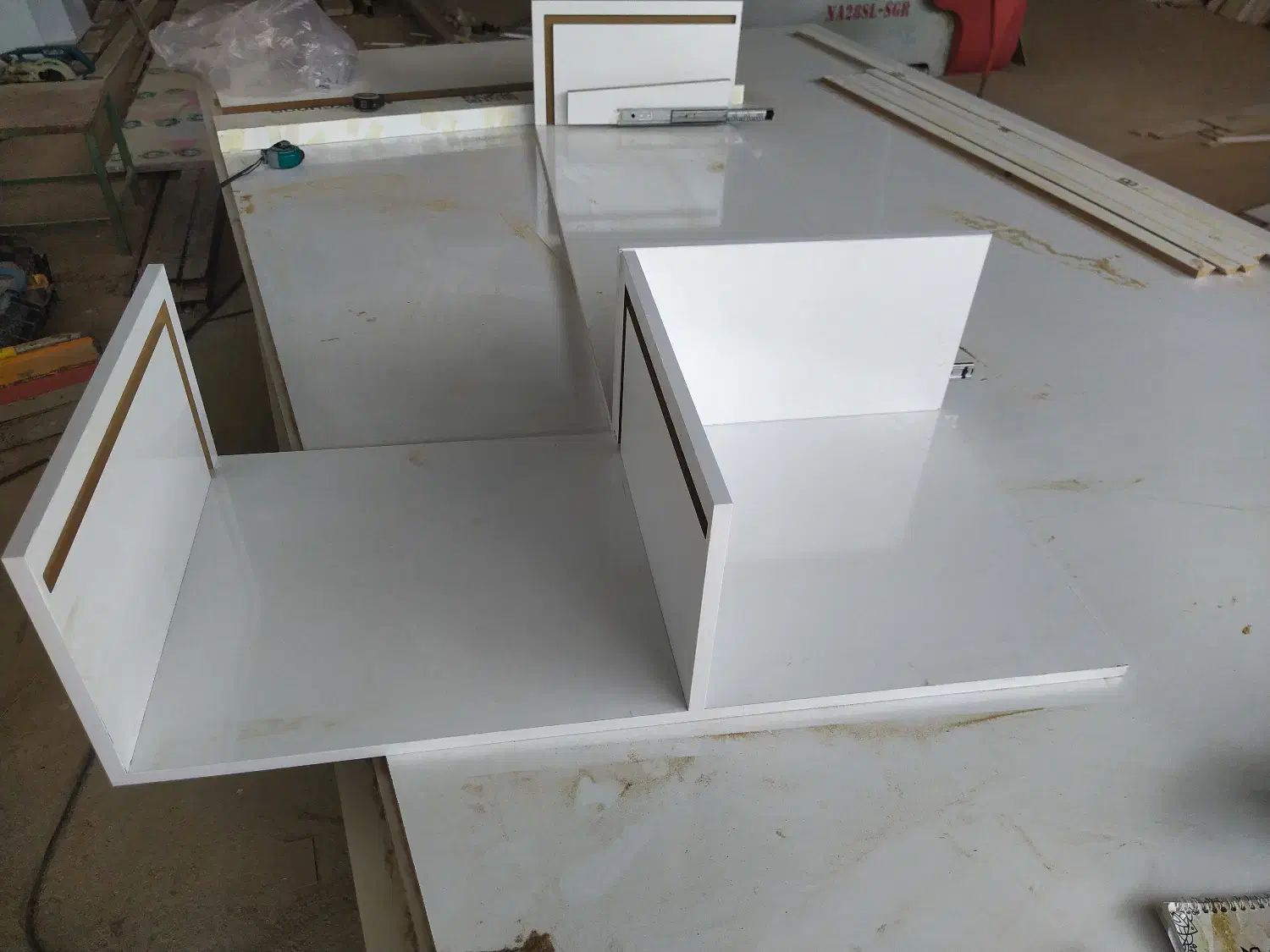 نیازمند همکار جهت کار در کارگاه ام دی اف|استخدام معماری، عمران و ساختمانی|لامرد, |دیوار