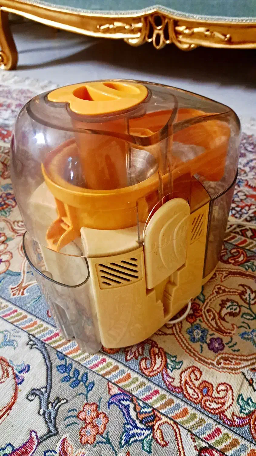 آبمیوه گیر|آبمیوه‌گیر و آب‌مرکبات‌گیر|مشهد, هنرور|دیوار