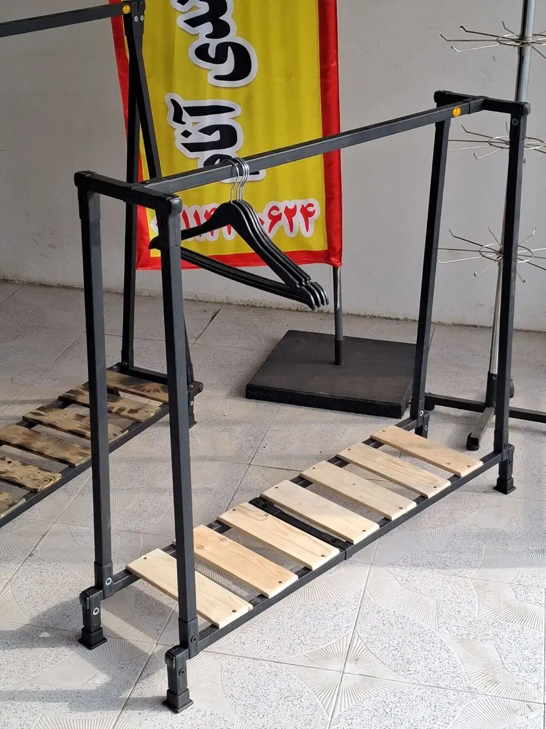 رگال|کتابخانه، شلف، قفسه‌های دیواری|آمل, |دیوار