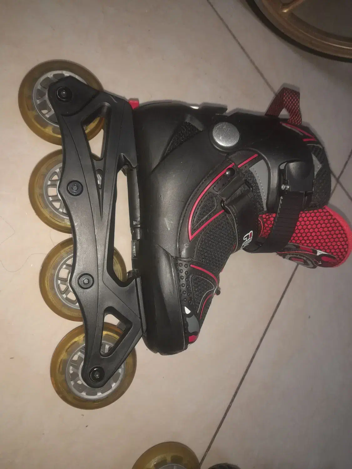 اسکیت باکیفیت مارک فیلا|دوچرخه، اسکیت، اسکوتر|شاهینشهر, عطار|دیوار