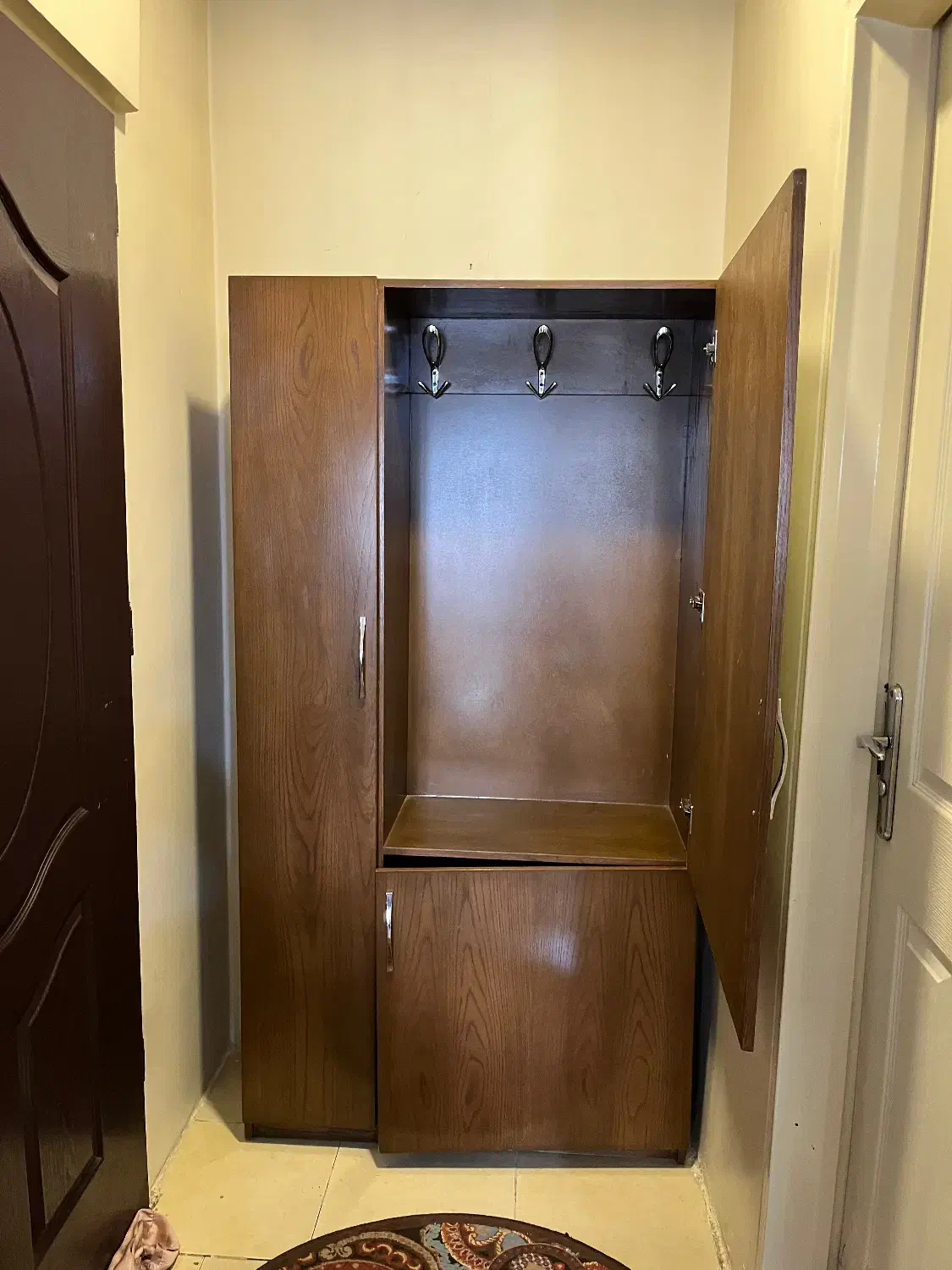 کمد جاکفشی|جاکفشی، کمد، دراور|رودهن, |دیوار