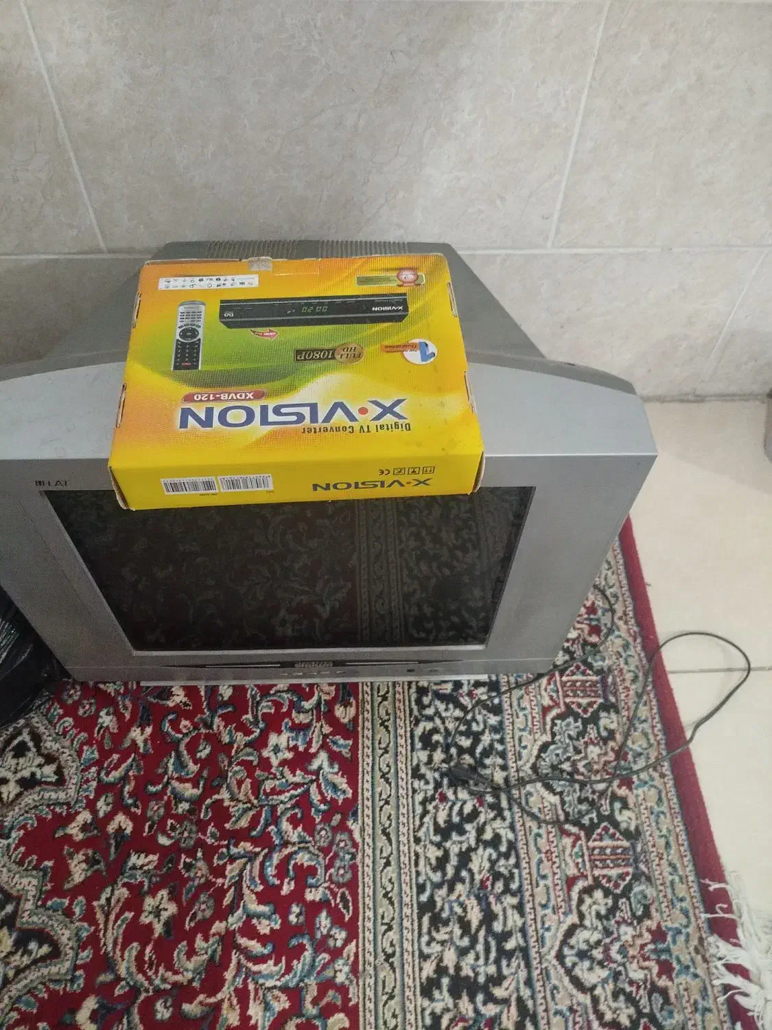 تلویزیون اسنوا با دستگاه دیجیتال|تلویزیون و پروژکتور|کرمان, |دیوار