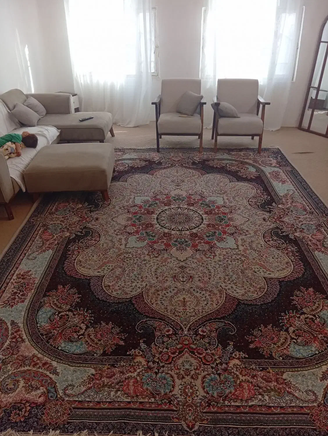 قالی دوازده متری|فرش|تربت جام, والفجر|دیوار