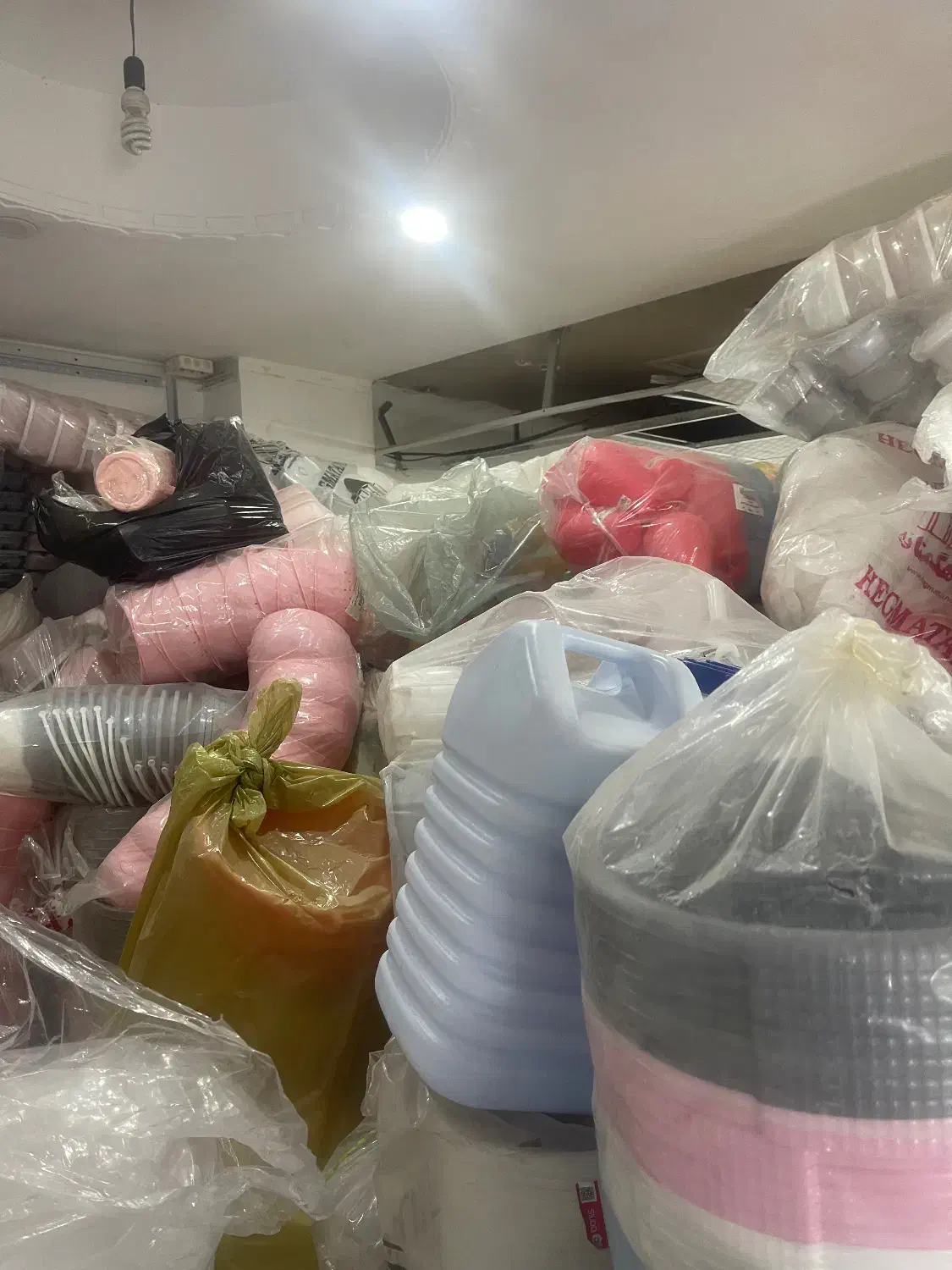 ظرف غذا پلاستیکی|ظروف نگهدارنده، پلاستیکی، یک‌بارمصرف|شهریار, شهریار|دیوار