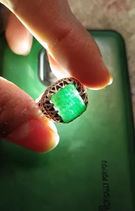 انگشتر زمرد (زامبیا)|جواهرات|زاهدان, |دیوار