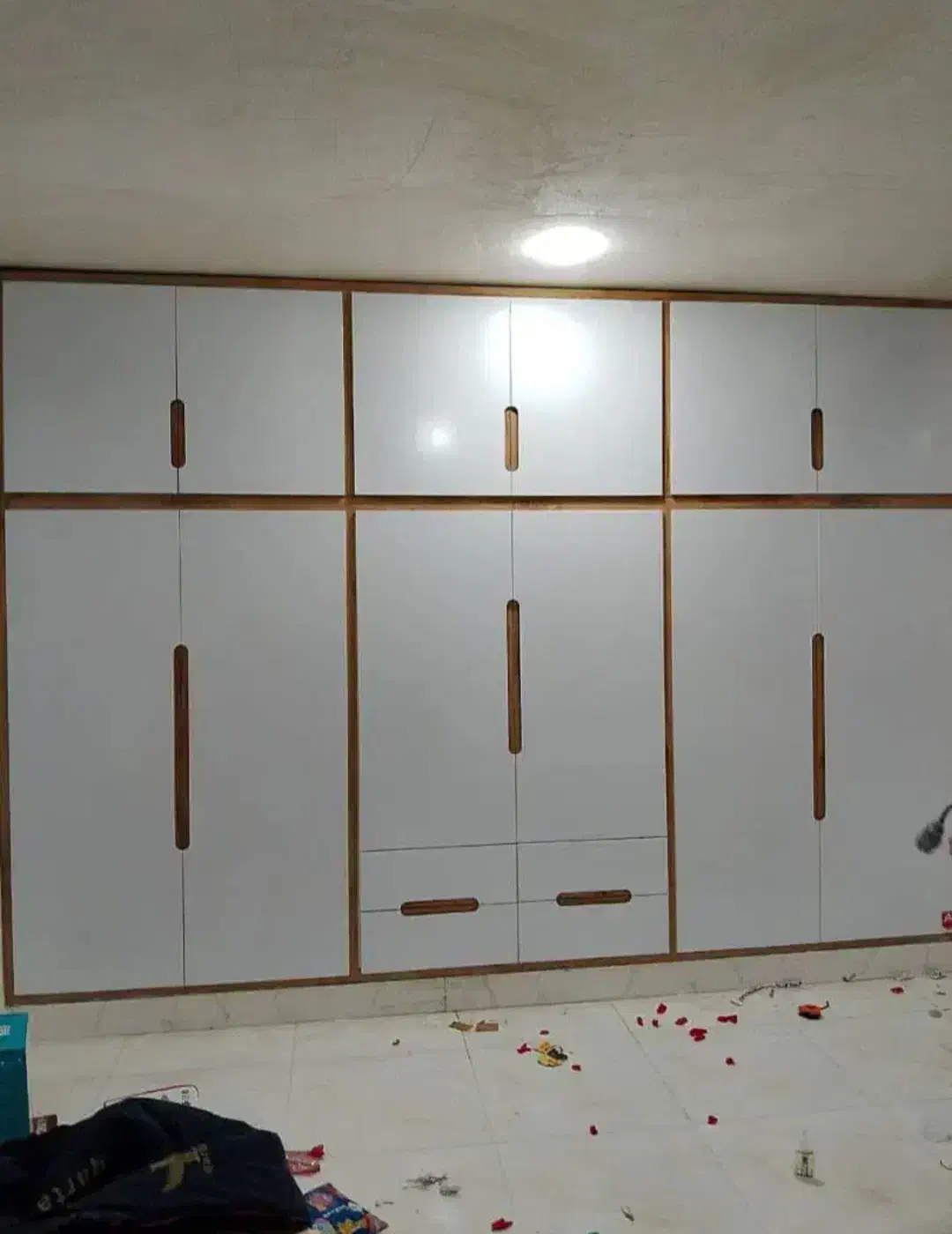 قسطی|جاکفشی، کمد، دراور|رامهرمز, |دیوار