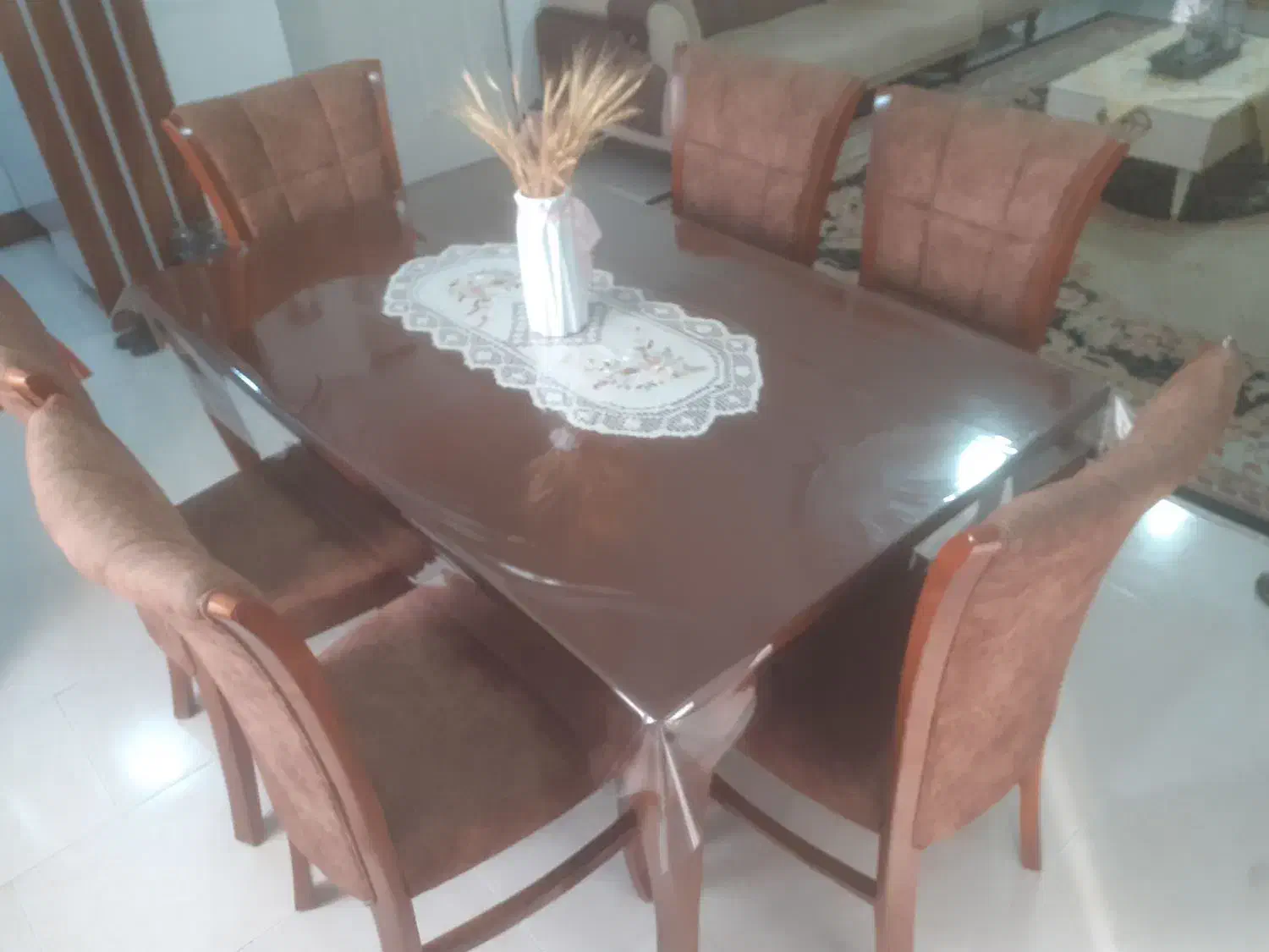 میز نهار خوری|میز و صندلی غذاخوری|رشت, دیانتی|دیوار