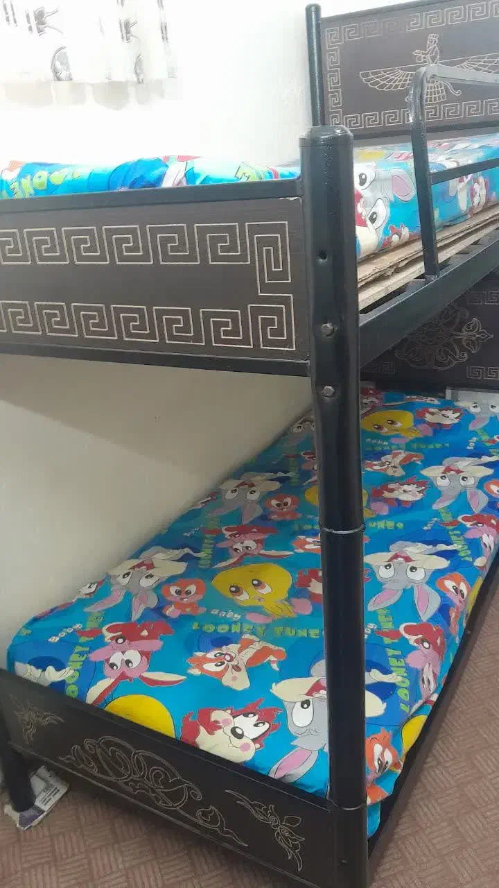 تخت دوطبقه|تخت و سرویس خواب|برخوار, |دیوار