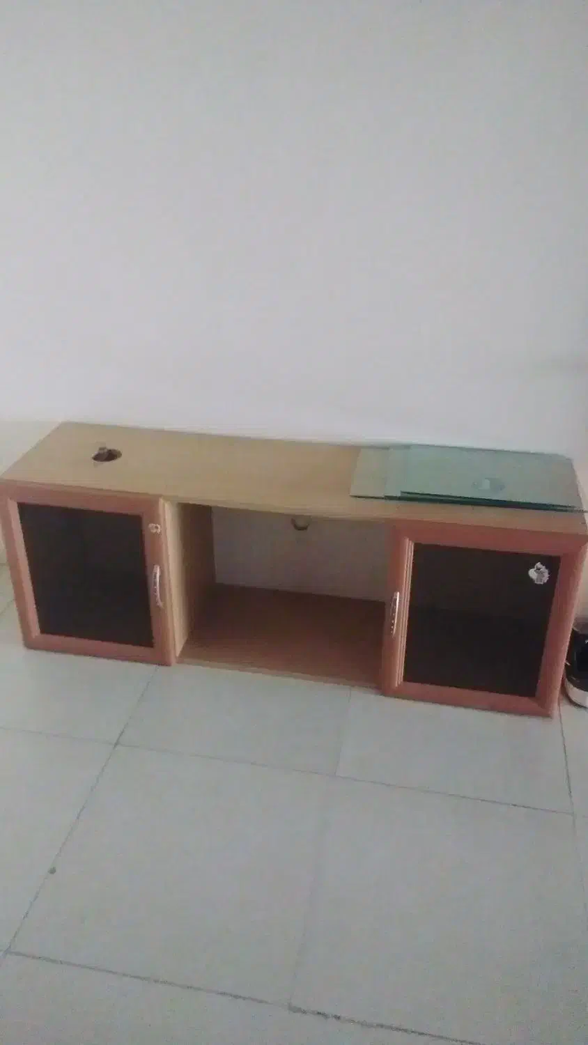 ویترین شیشه ای طبقه ای|کتابخانه، شلف، قفسه‌های دیواری|پرند, فاز ۶|دیوار