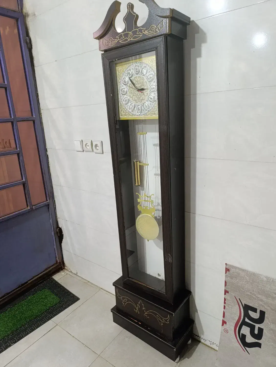 ساعت کاملا سالم.|ساعت دیواری و تزئینی|بندر ماهشهر, |دیوار
