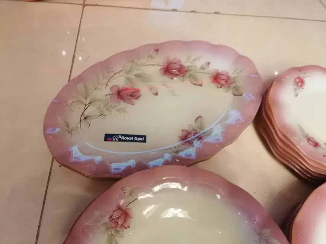 سرویس چینی|ظروف سرو و پذیرایی|شیراز, شیمی گیاه|دیوار