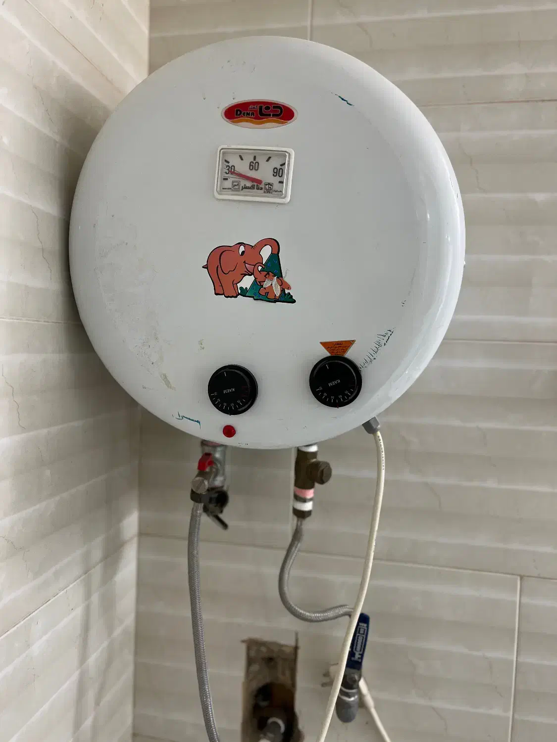 آبگرم کن برقی|آبگرمکن، پکیج، شوفاژ|شیراز, هفت تنان|دیوار