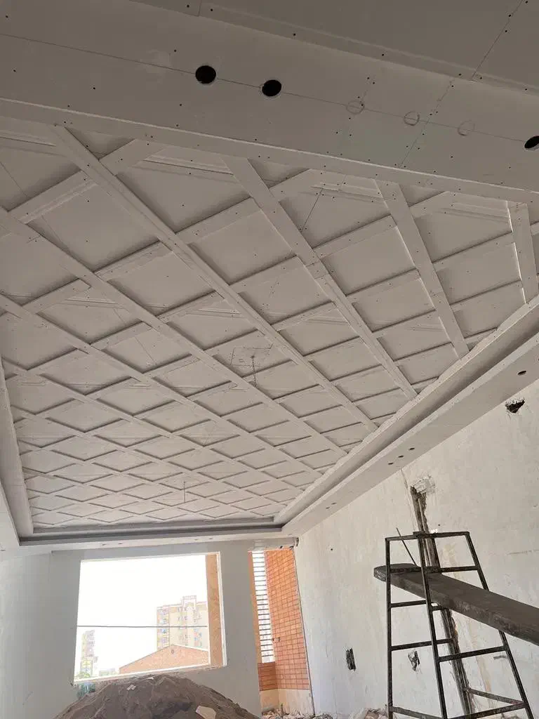 نیاز به شاگرد کنافکار|استخدام معماری، عمران و ساختمانی|یزد, |دیوار