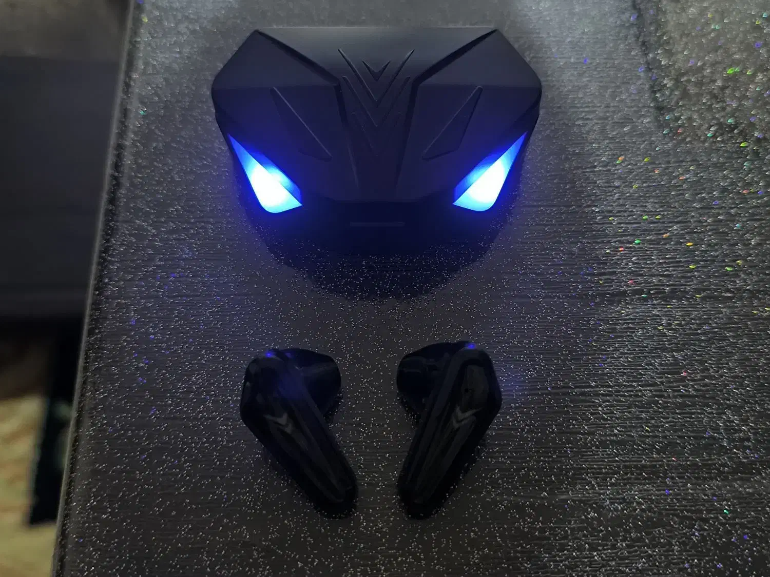 ایرپاد گمینگ مانیتور دار|لوازم جانبی موبایل و تبلت|الیگودرز, |دیوار