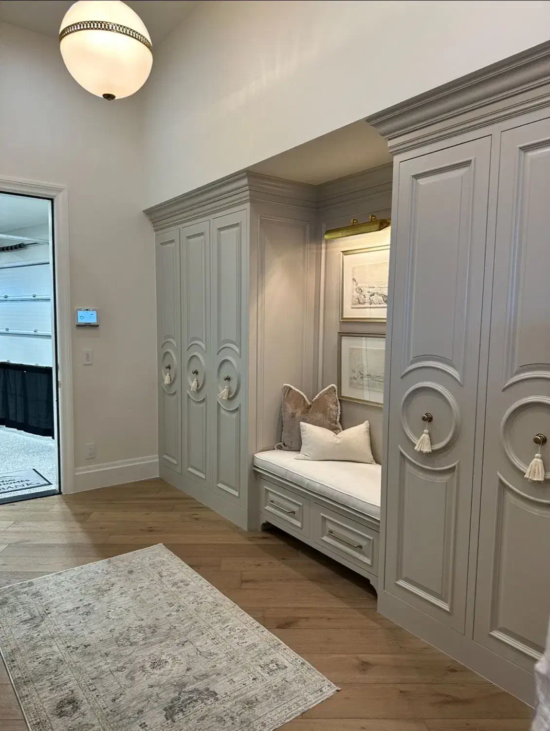 رنگ کار پلی اورتان برای شهرستان سیرجان|استخدام معماری، عمران و ساختمانی|مشهد, بهشت|دیوار