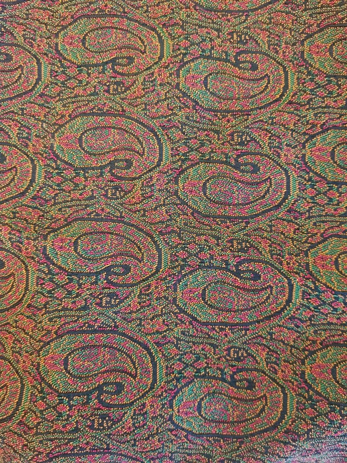 رومیزی ترمه قاجاری ( قدیمی)|پرده، رانر، رومیزی|تهران, آبشار تهران (دریاچه)|دیوار