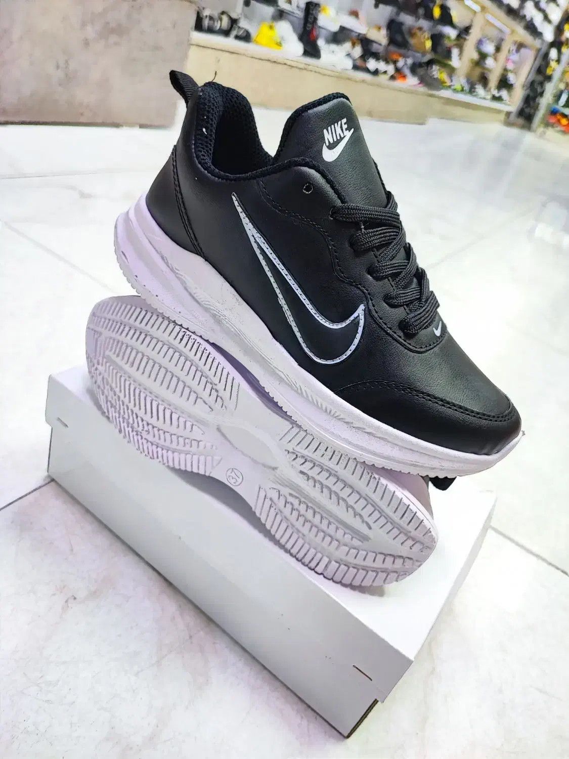 نایک ورزشی سابمیت سایز ۳۷ تا۴۴ ضدآب|کیف، کفش، کمربند|سنندج, |دیوار