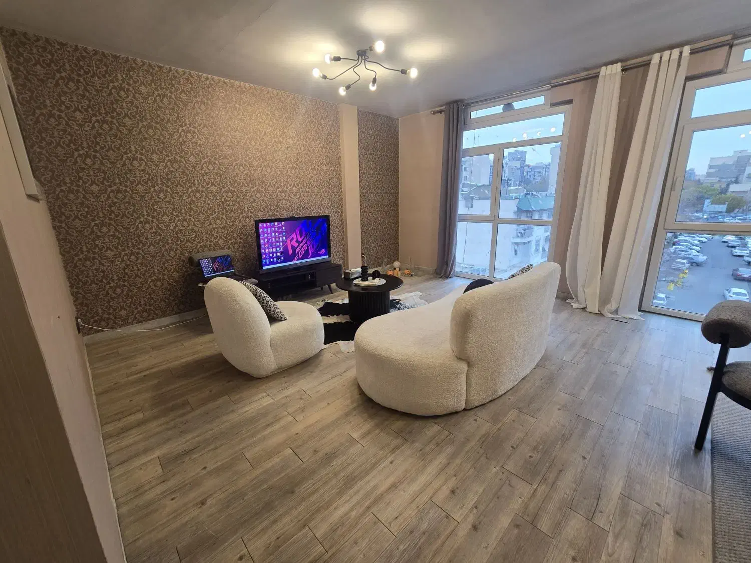 آپارتمان ۱۰۰متر /سعادت آباد/اول طاهرخانی/بازسازی