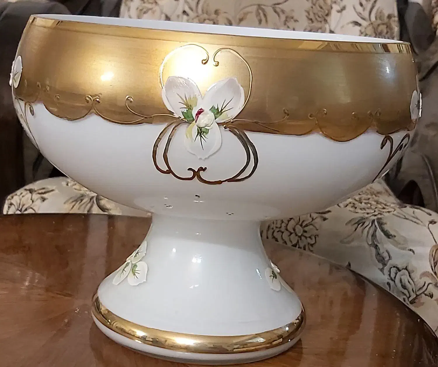 ظرف میوه خوری گل برجسته|کلکسیون اشیاء عتیقه|اصفهان, الهیه|دیوار