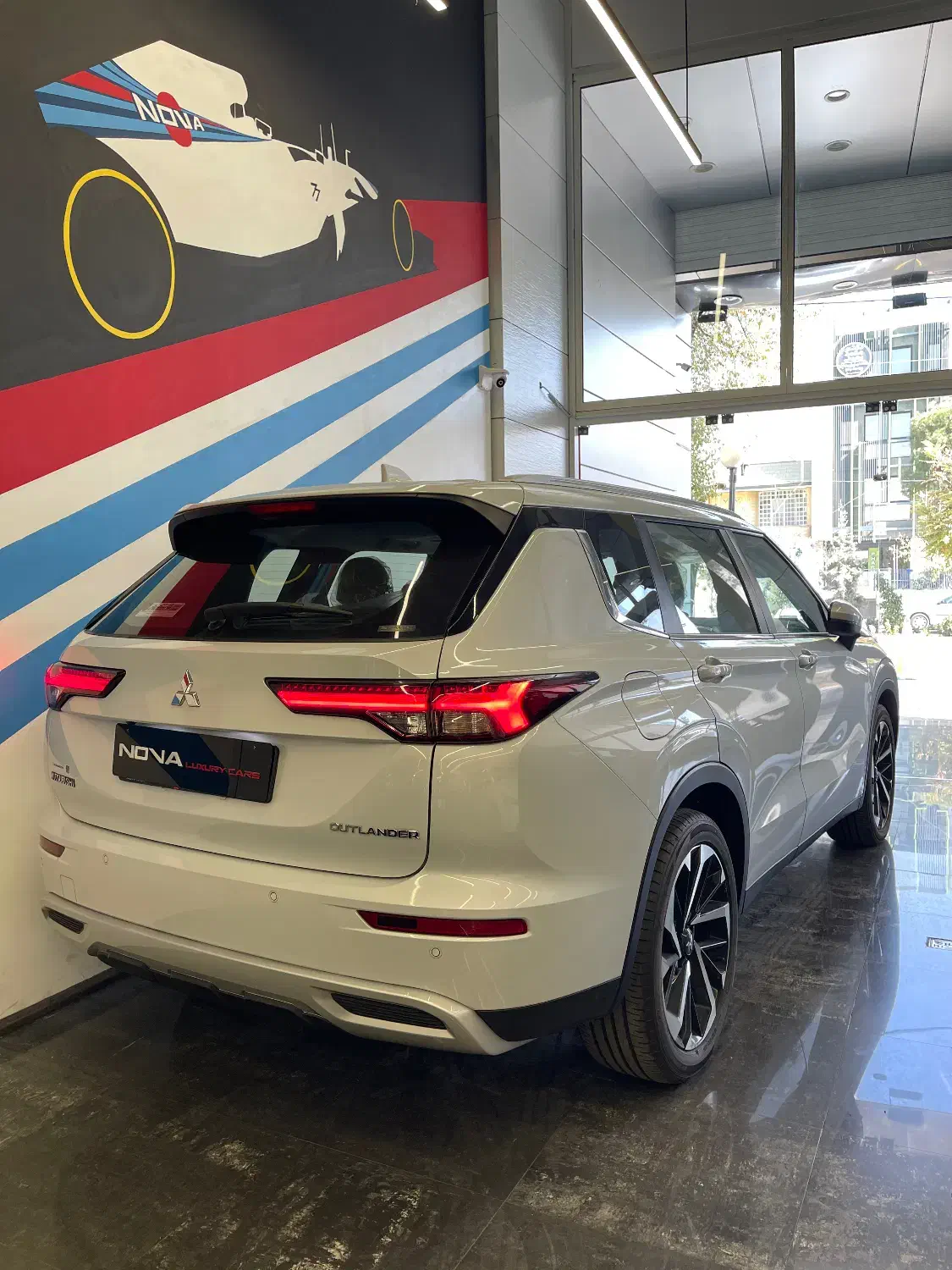 اوتلندر ۲۰۲۳ m line جفت دفرنسیال|خودرو سواری و وانت|شیراز, قدوسی شرقی|دیوار