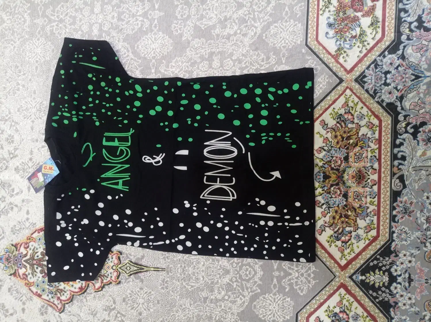 لباس|لباس|رباطکریم, نصیرشهر|دیوار