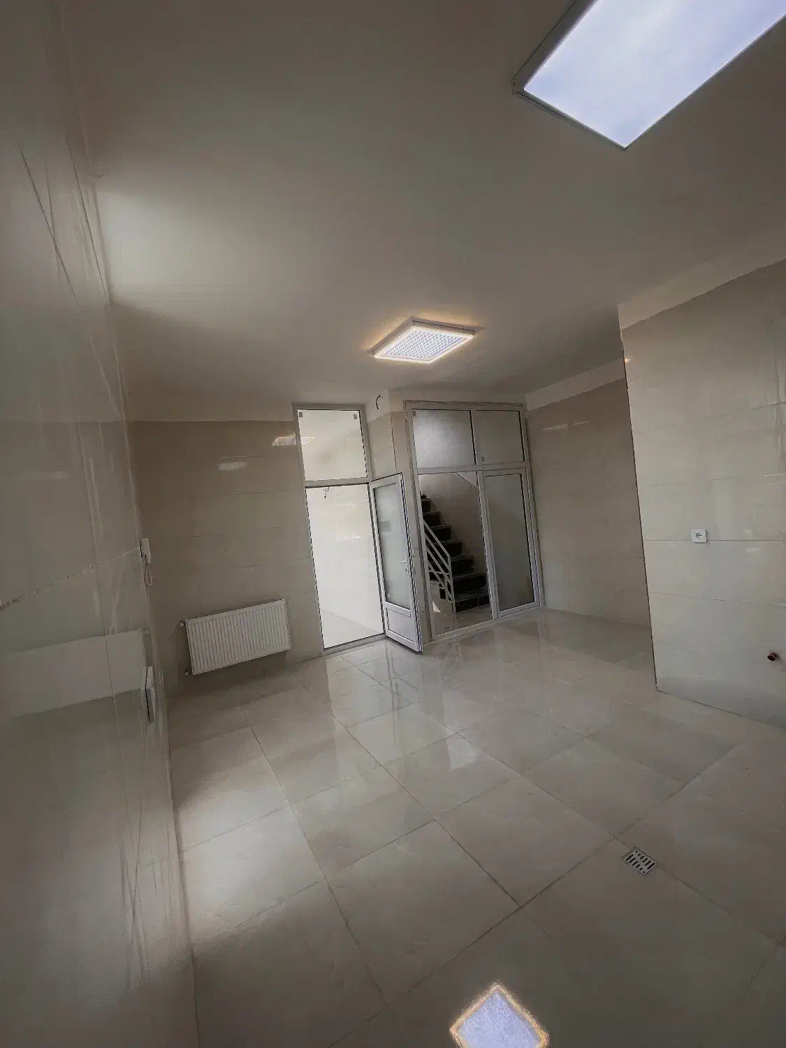 ۱۲۰متری/اداری پزشکی*کلیدنخورده*لوکیشنی ایده آل|اجارهٔ دفتر کار، اتاق اداری، مطب|اراک, |دیوار