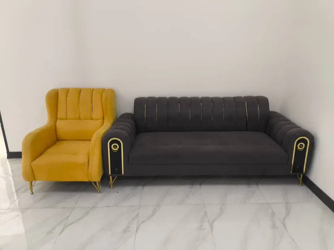 مبل چهارنفره سالم سالم|مبلمان خانگی و میز عسلی|شیراز, شهرک مفتح|دیوار