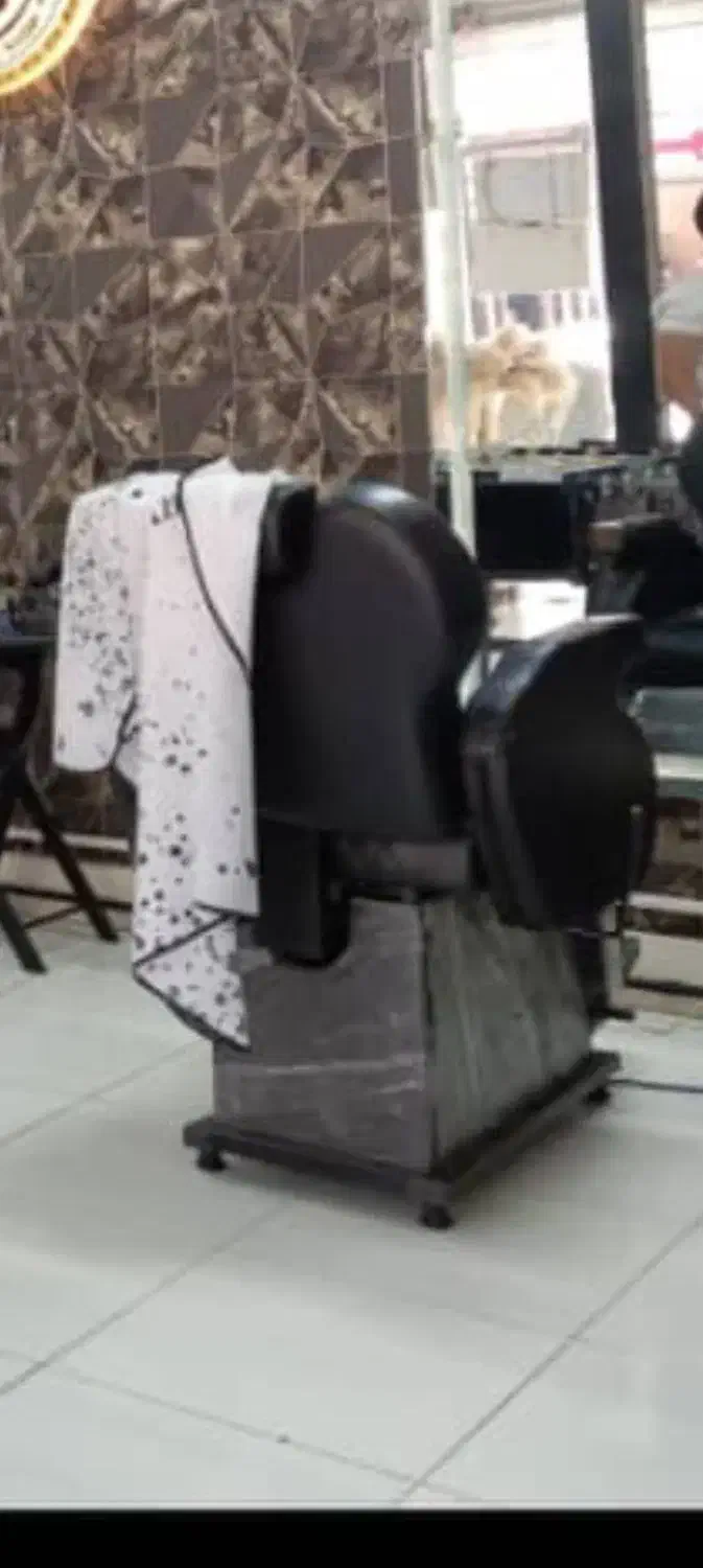 صندلی برقی آرایشگاهی و طرح vip|آرایشگاه و سالنهای زیبایی|خرمآباد, |دیوار