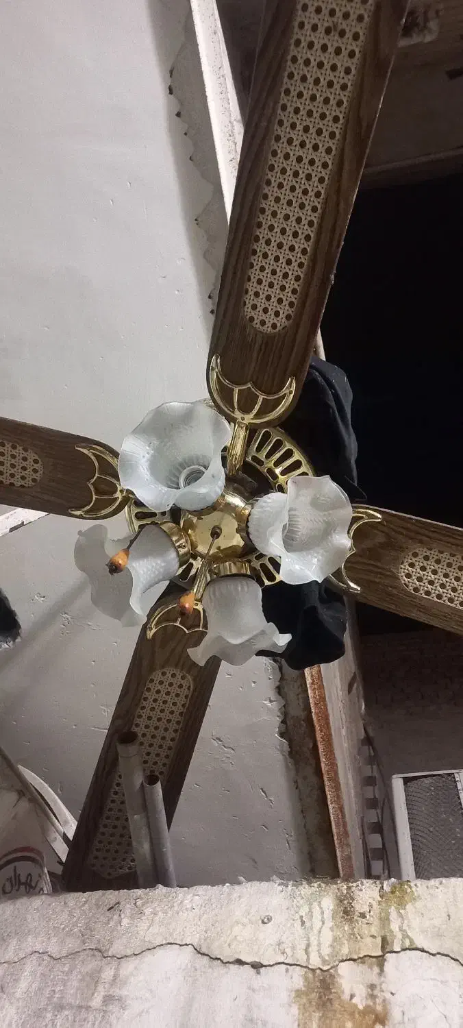 پنکه|پنکه و تصفیه‌کنندهٔ هوا|آبادان, |دیوار