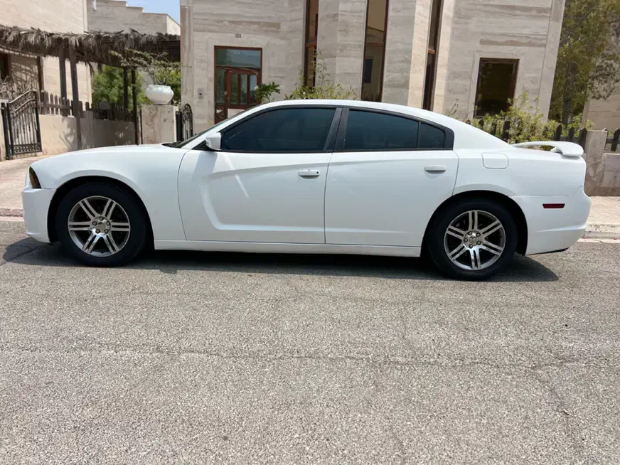 دوج شارجر ۲۰۱۳|خودرو سواری و وانت|کیش, |دیوار