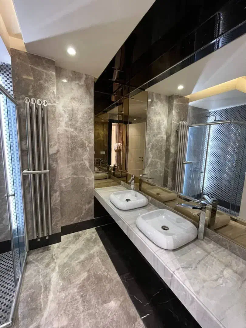 ۳۵۰متر فرمانیه کامرانیه/۴خواب/ویودار/مدرن