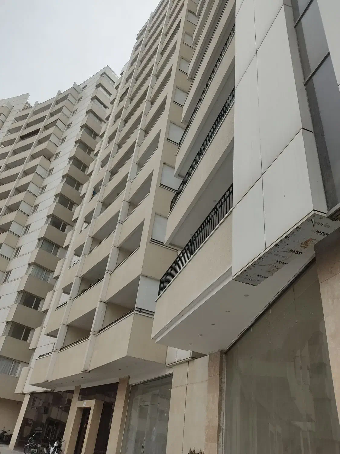 اپارتمان 182 متر امیریه سپهر|فروش آپارتمان|اصفهان, کوی امیریه|دیوار